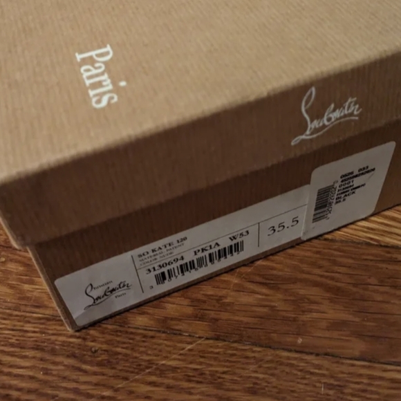 Christin Louboutin So Kate Pumps - Picture 7 of 8